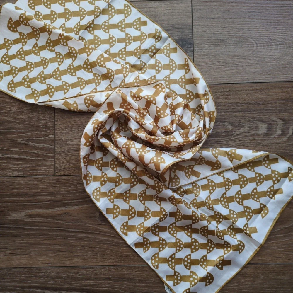 Vtg Vera Neumann Mushroom Scarf Tan White Retro Rectangular Oblong Polyester